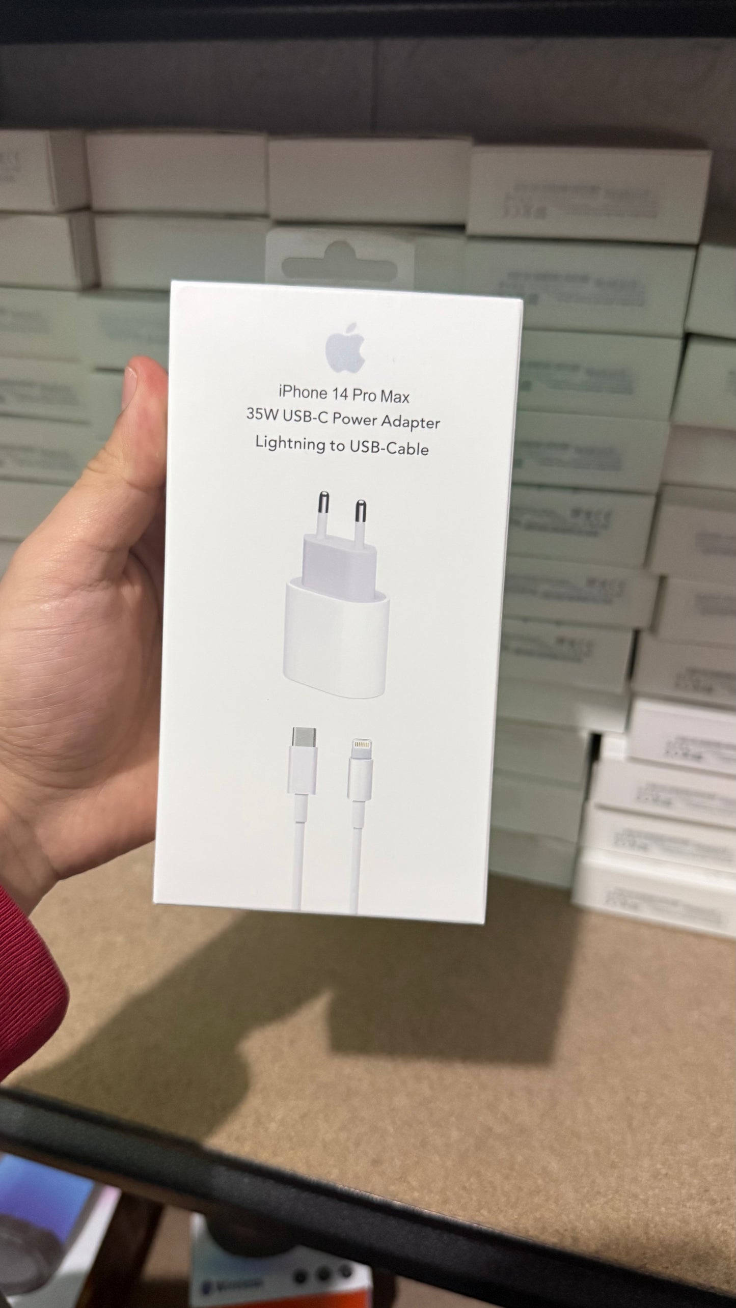 Cargador turbo iphone 35w caja y cable (1m)