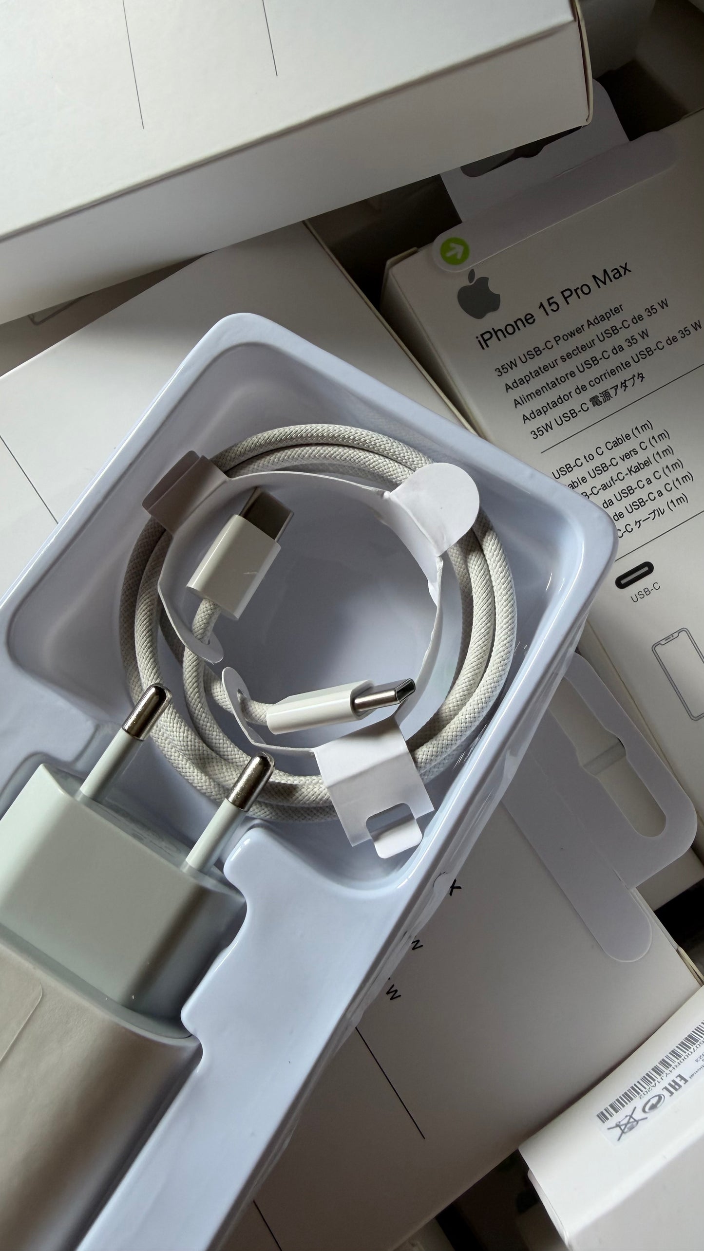Cargador Turbo 35w Caja y Cable  usb-c a usb-c (1m)