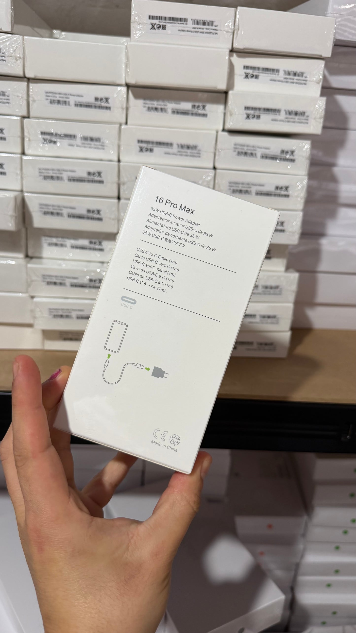 Cargador Turbo 35W Caja y Cable USB-C a USB-C (1m)